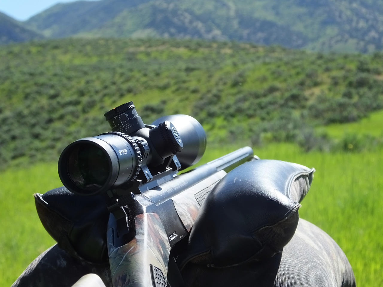 Testing a Vortex 416x50 HS LR Scope On My CVA Accura V2 The DIY Hunter
